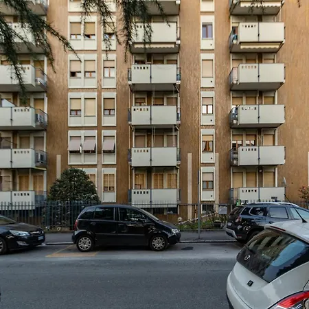 아파트 For Two In *